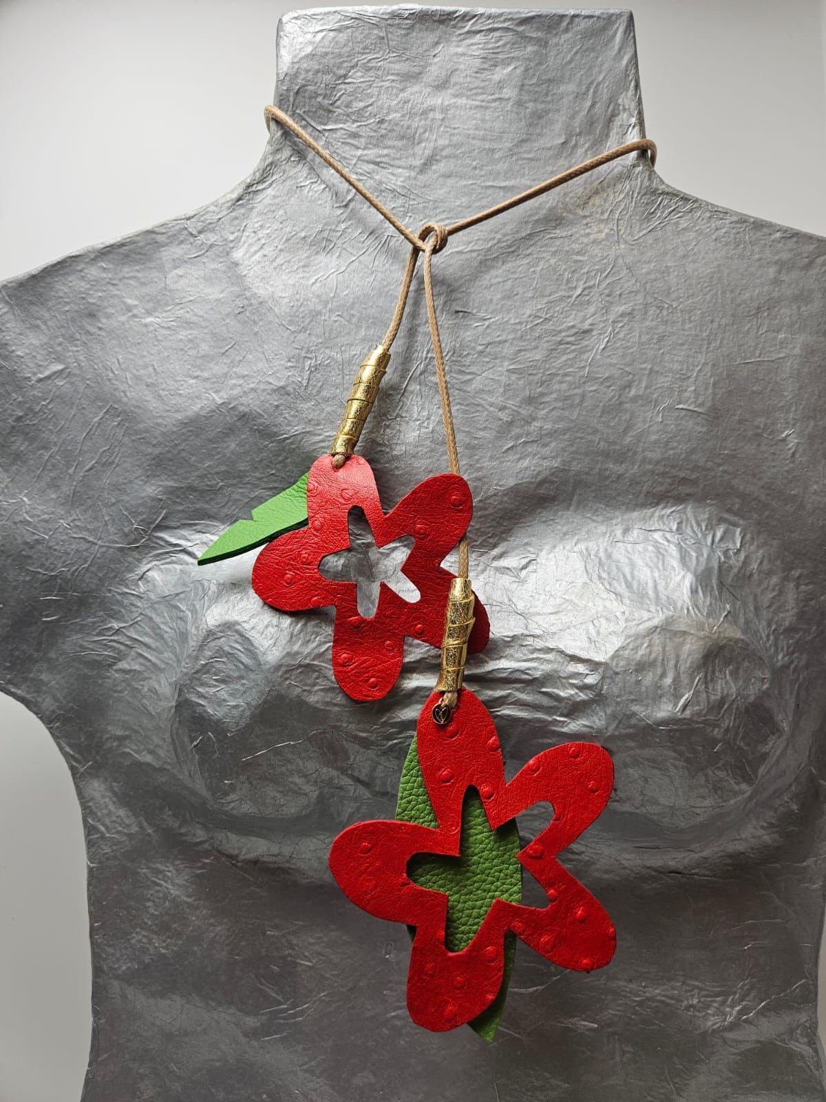 Collar hecho a mano Flor